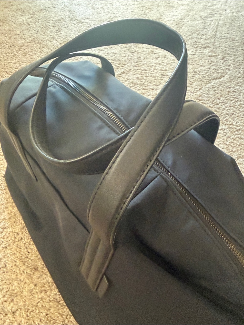 Away- Everywhere Bag- Weekender Duffel Bag - Picture 9 of 16